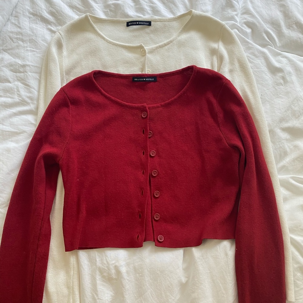 SOLDBrandy Melville Knit Cropped Cardigan